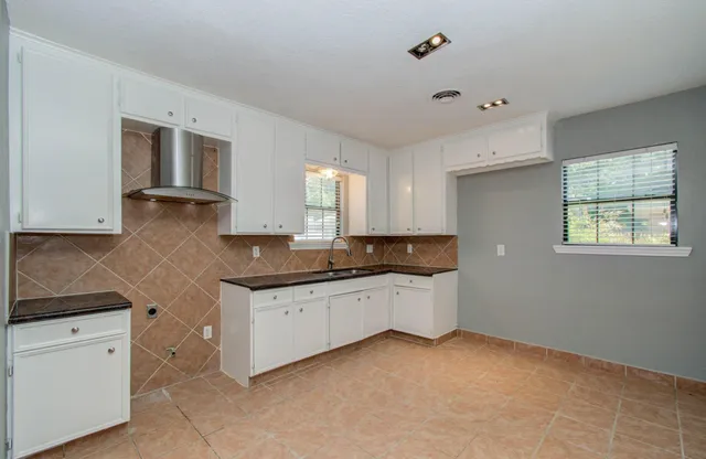 $319,888 | 1921 Ojeman Road, Houston, TX 77080