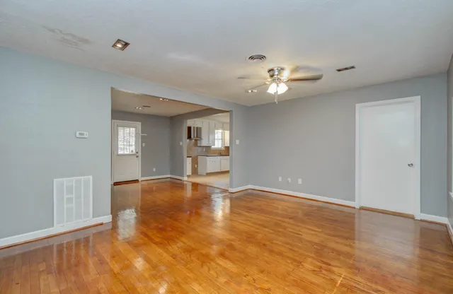 $319,888 | 1921 Ojeman Road, Houston, TX 77080