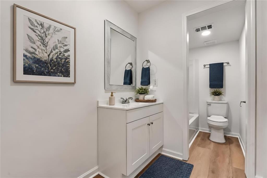 5095 Roswell Road, Unit 209 Sandy Springs, GA 30342 - Photo 17 of 25 Gallery Image 17
