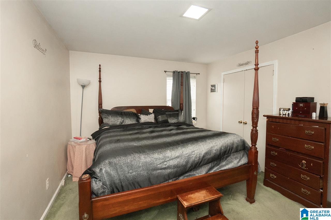 988 Ridgewood Circle Birmingham, AL 35235 - Photo 10 of 35