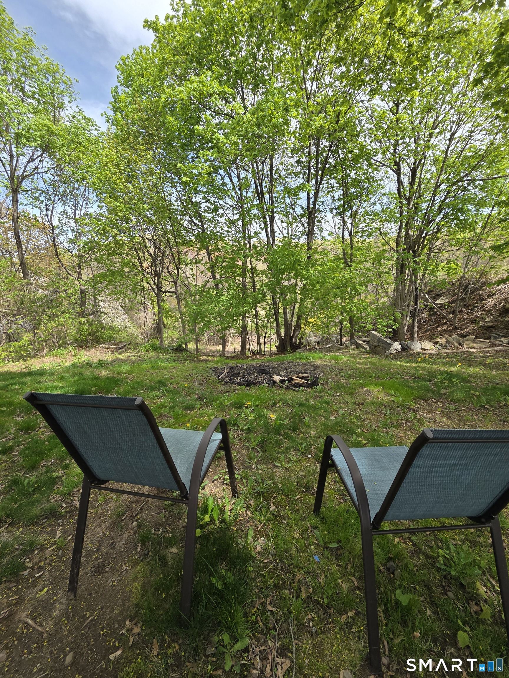 22 Lakeview Street, Unit 2 East Hampton, CT 06424 - Photo 17 of 17