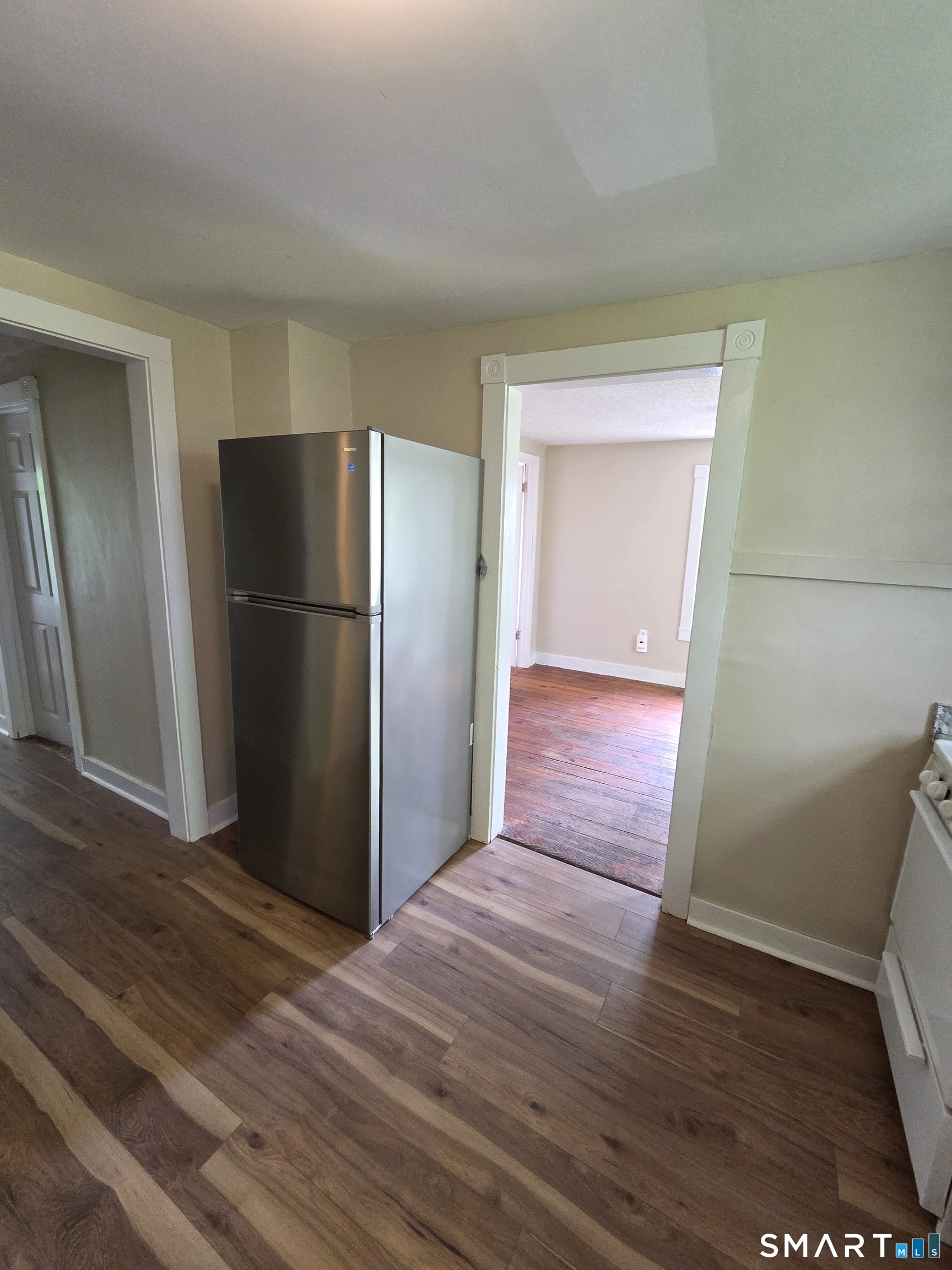 22 Lakeview Street, Unit 2 East Hampton, CT 06424 - Photo 7 of 17