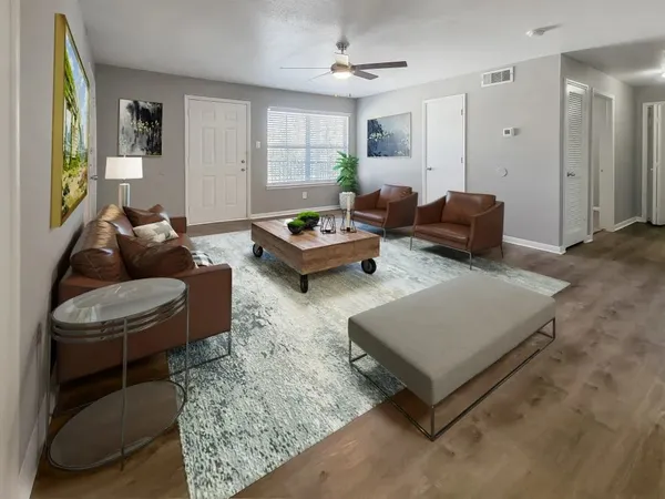 $1,370 | 11111 West Montgomery Road, Unit 614, Houston, TX 77088