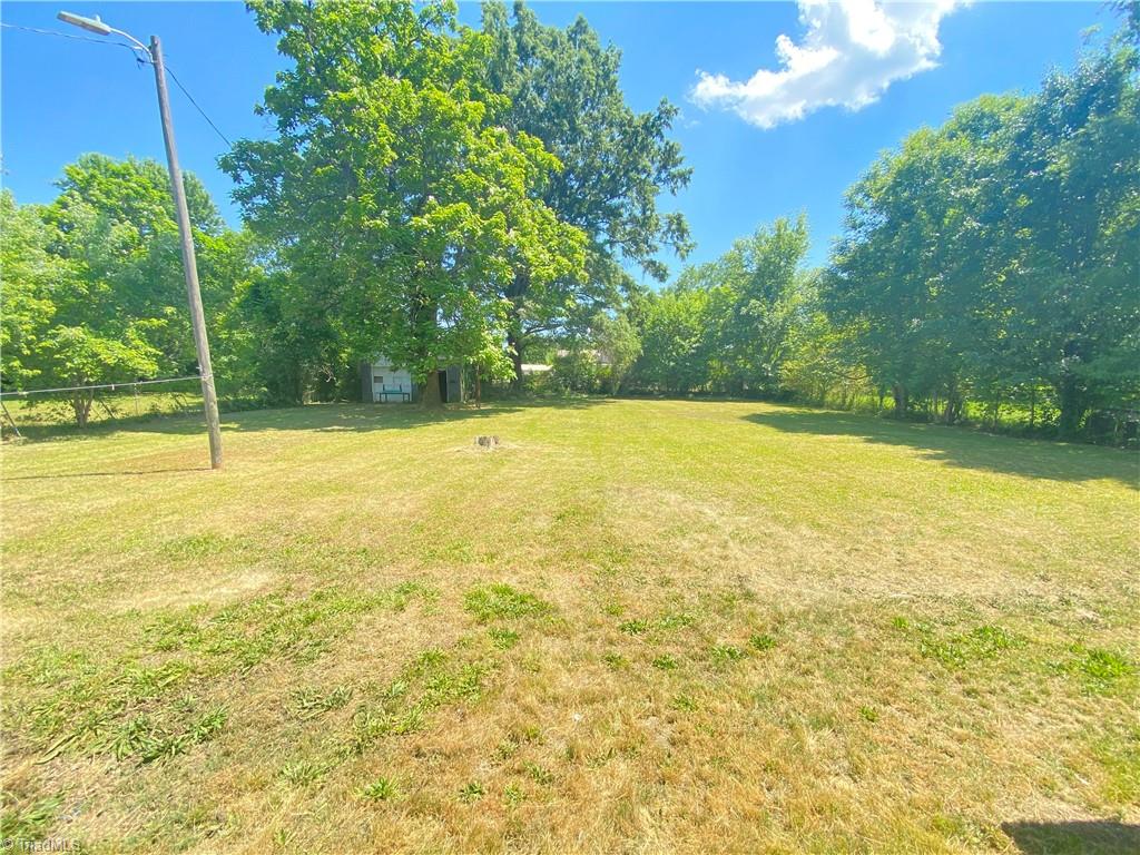 1208 Ridge Avenue Eden, NC 27288 - Photo 17 of 18