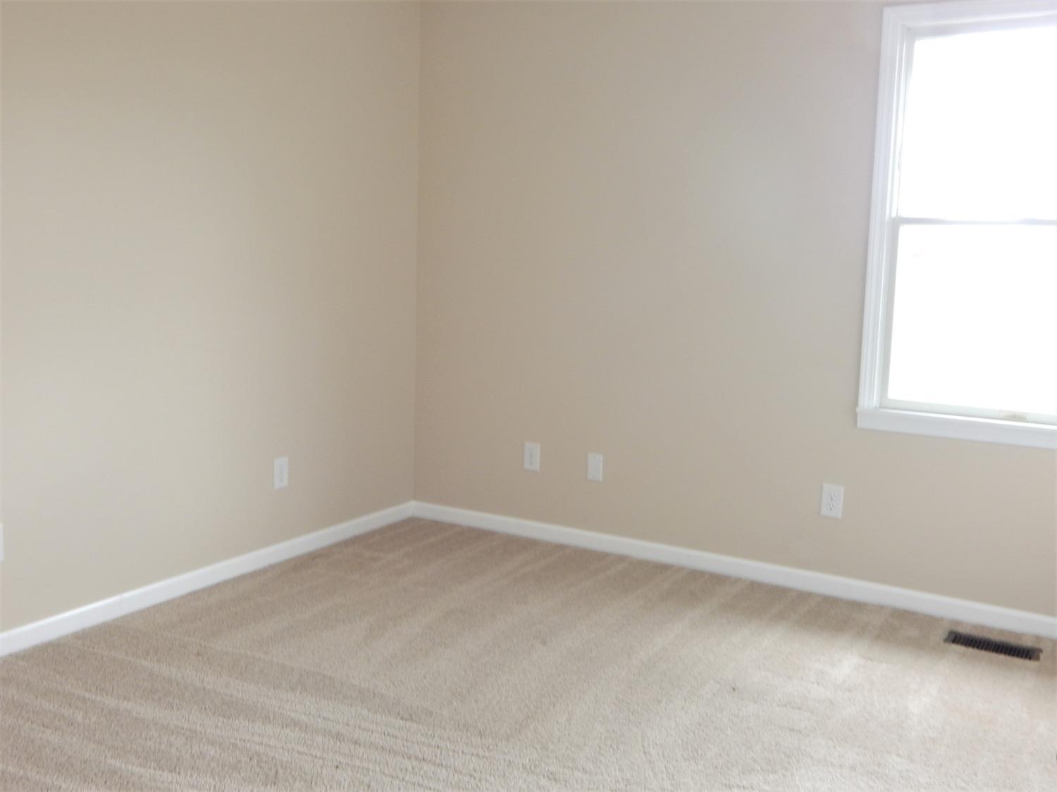 314 Pansy Road Blanchester, OH 45107 - Photo 16 of 28 Gallery Image 16