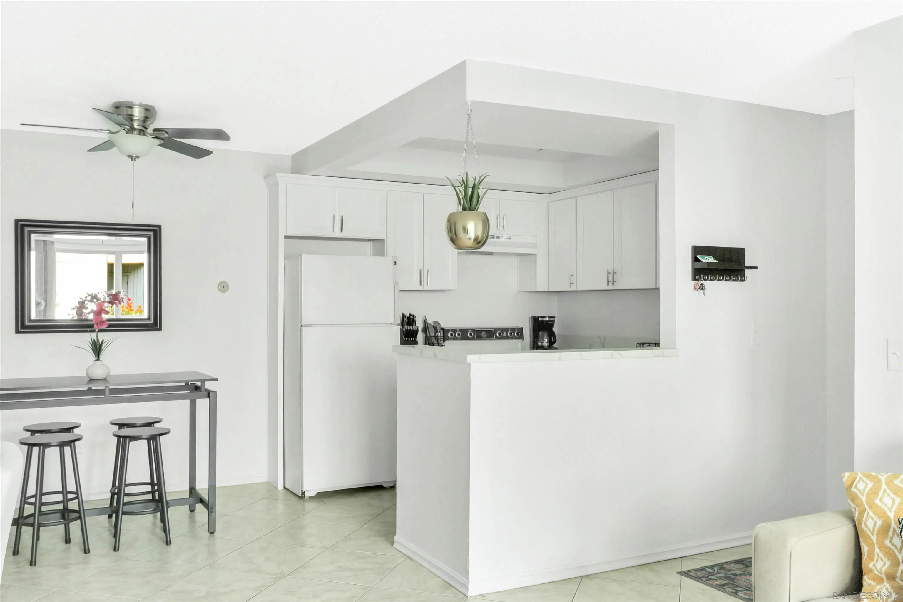 5910 Rancho Mission Road, Unit 39 San Diego, CA 92108 - Photo 18 of 24 Gallery Image 18
