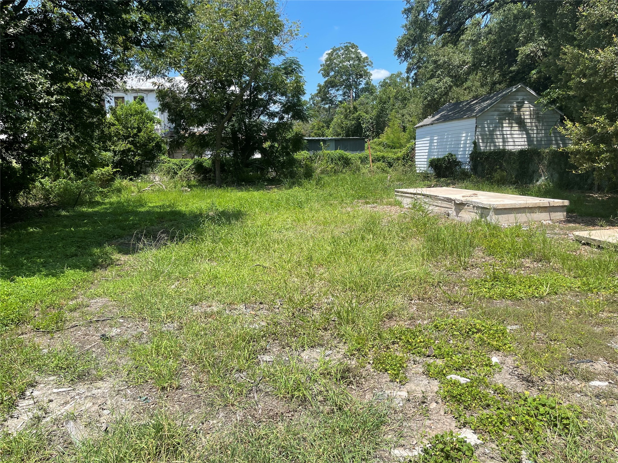 405 South Cameron Street Victoria, TX 77901 - Photo 3 of 6