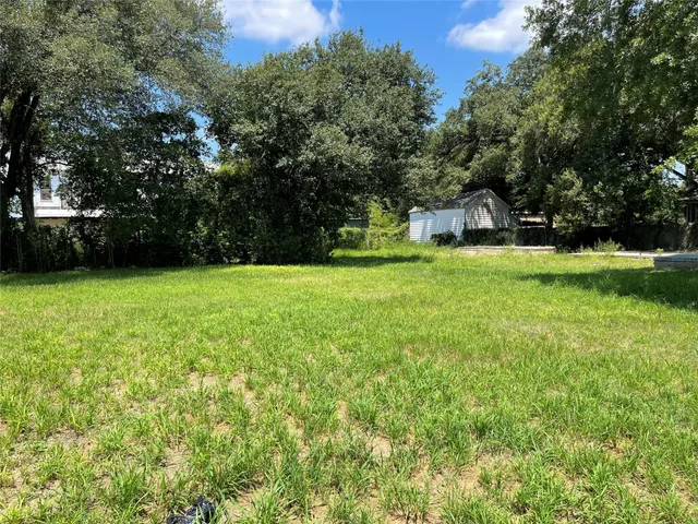$35,000 | 405 South Cameron Street, Victoria, TX 77901