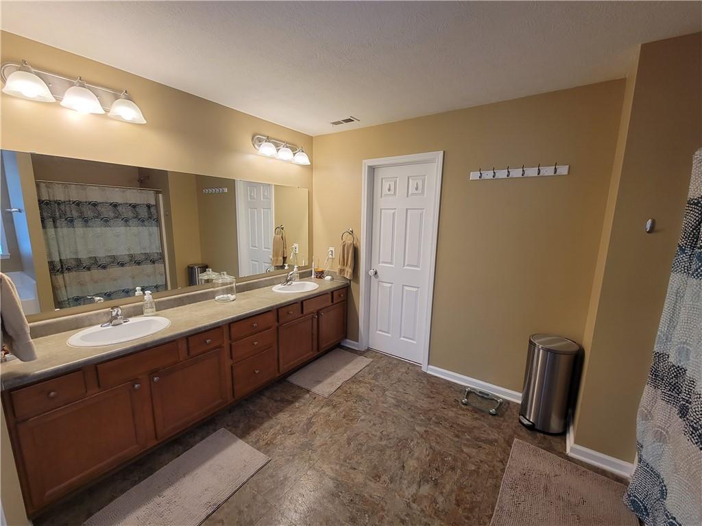 5365 Ralfe Road Indianapolis, IN 46234 - Photo 10 of 16
