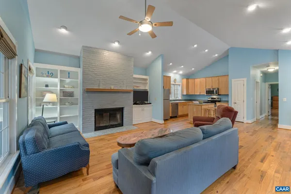 $525,000 | 500 Rhue Hollow Road, Roseland, VA 22967