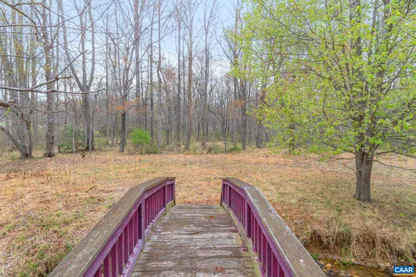 $525,000 | 500 Rhue Hollow Road, Roseland, VA 22967