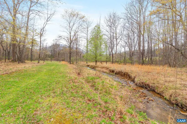 $525,000 | 500 Rhue Hollow Road, Roseland, VA 22967