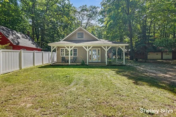 $319,000 | 2121 Wolf Lake Drive, Baldwin, MI 49304