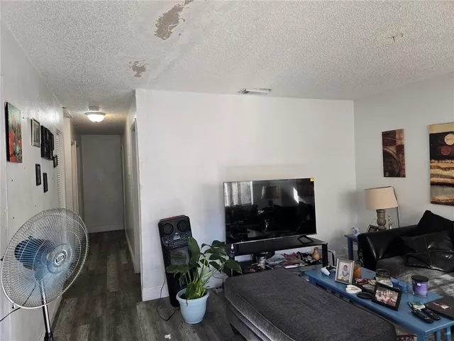 $345,000 | 2914 East 25th Avenue, Tampa, FL 33605