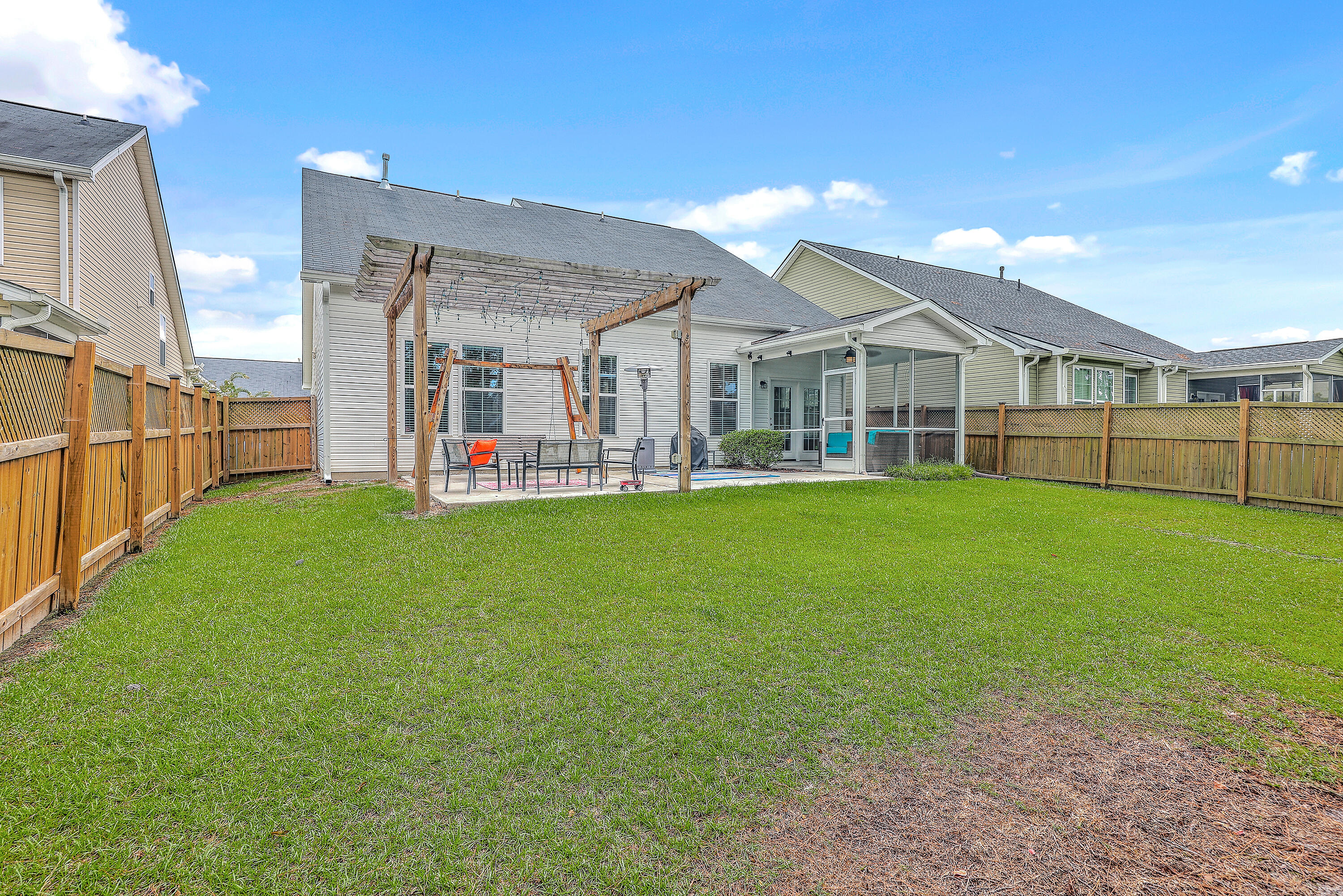 259 Spectrum Road Summerville, SC 29486 - Photo 38 of 49 ZYN_8041_2_3_4_5_6_7