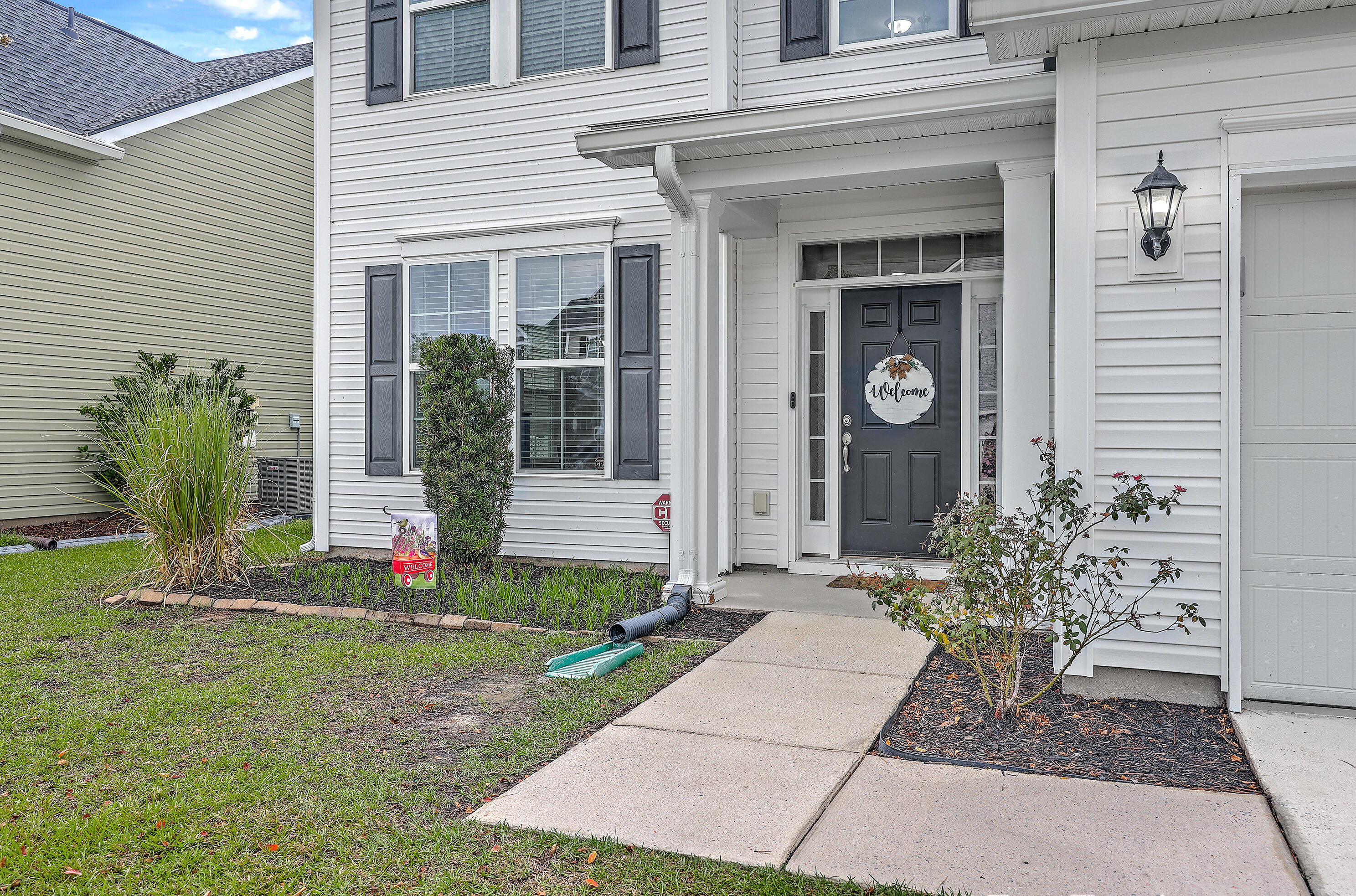 259 Spectrum Road Summerville, SC 29486 - Photo 4 of 49 ZYN_8006_07_08_09_10_11_12