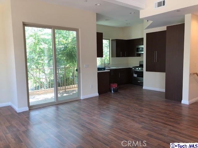 9951 Marcus Avenue, Unit 103 Tujunga, CA 91042 - Photo 4 of 20