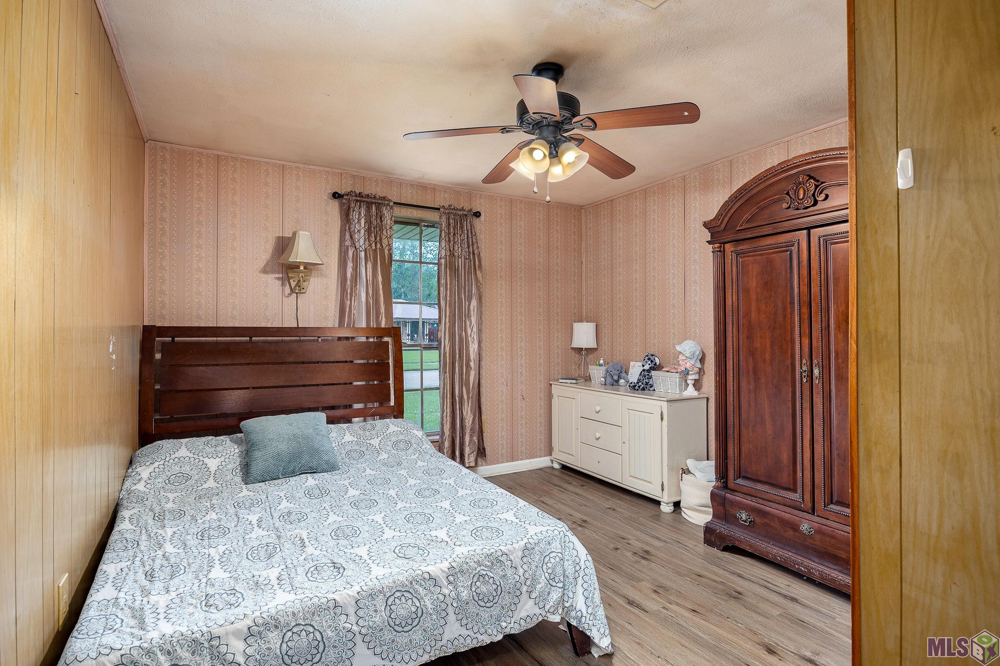 7944 Santa Barbara Drive Baton Rouge, LA 70811 - Photo 9 of 17 Bedroom 1