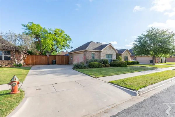 $359,900 | 626 Benelli Drive, Abilene, TX 79602