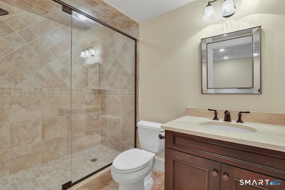 24 Red Fox Run Canton, CT 06019 - Photo 32 of 40 Lower level full bathroom