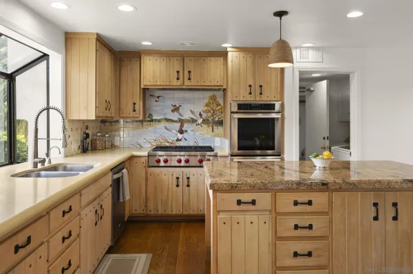 $3,995,000 | 1052 North Kenter Avenue, Los Angeles, CA 90049