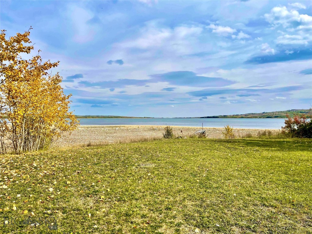 28 West Shore Road Babb, MT 59411 - Photo 24 of 32 Gallery Image 24