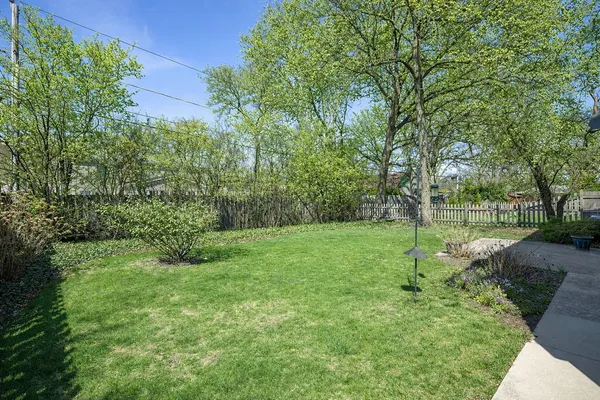 $799,000 | 1008 Oxford Road, Deerfield, IL 60015