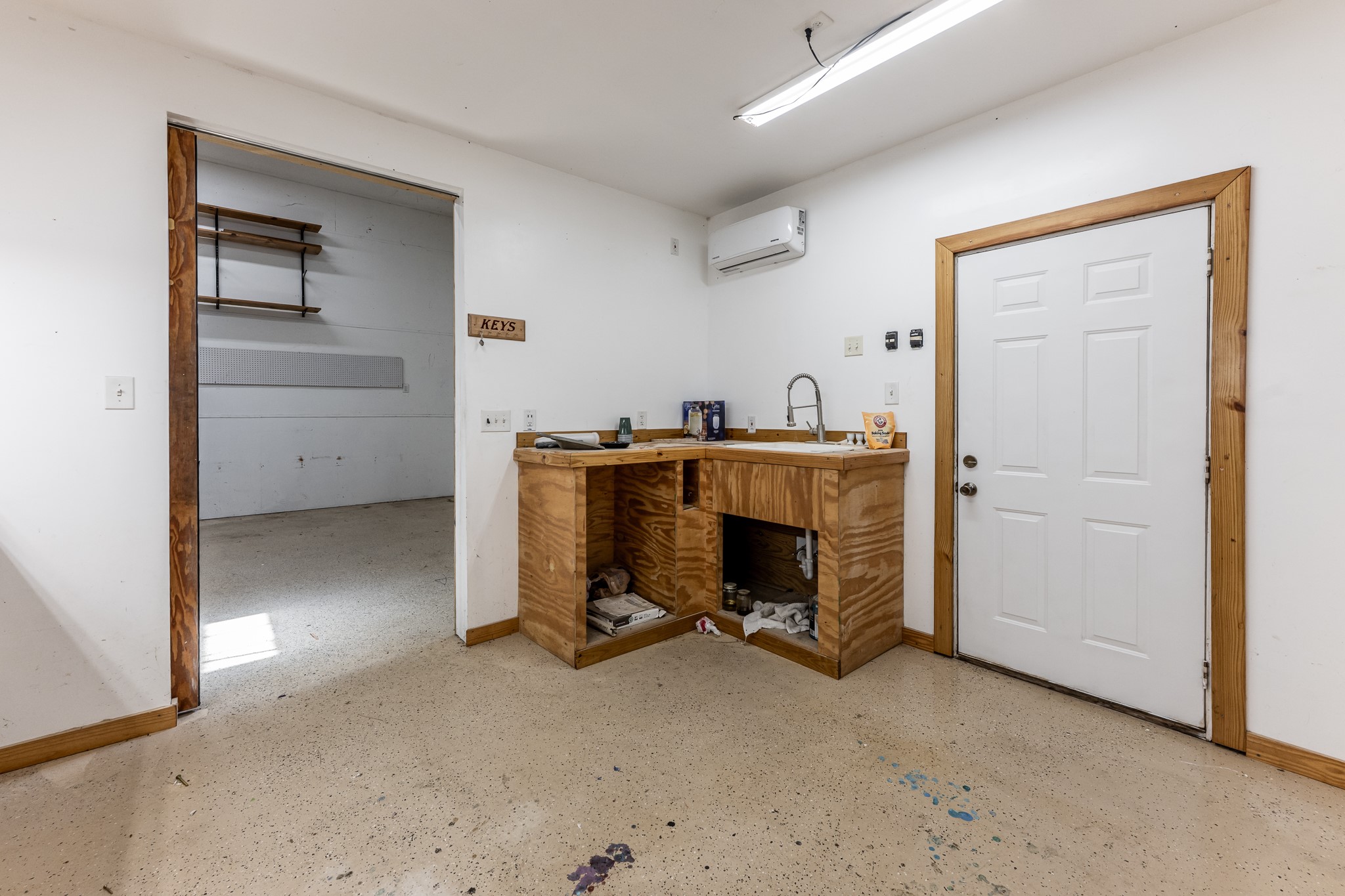 191 Timber Bay Drive Trinity, TX 75862 - Photo 34 of 48 Workshop with AC access.