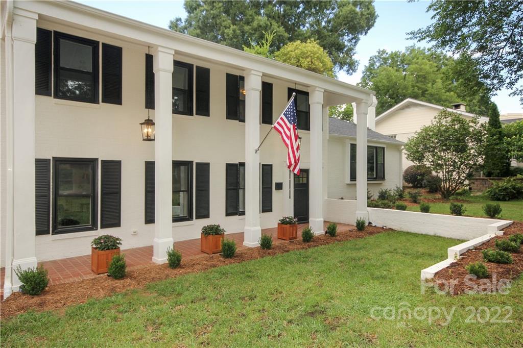 2934 Eastburn Road Charlotte, NC 28210 - Photo 3 of 48 Gallery Image 3