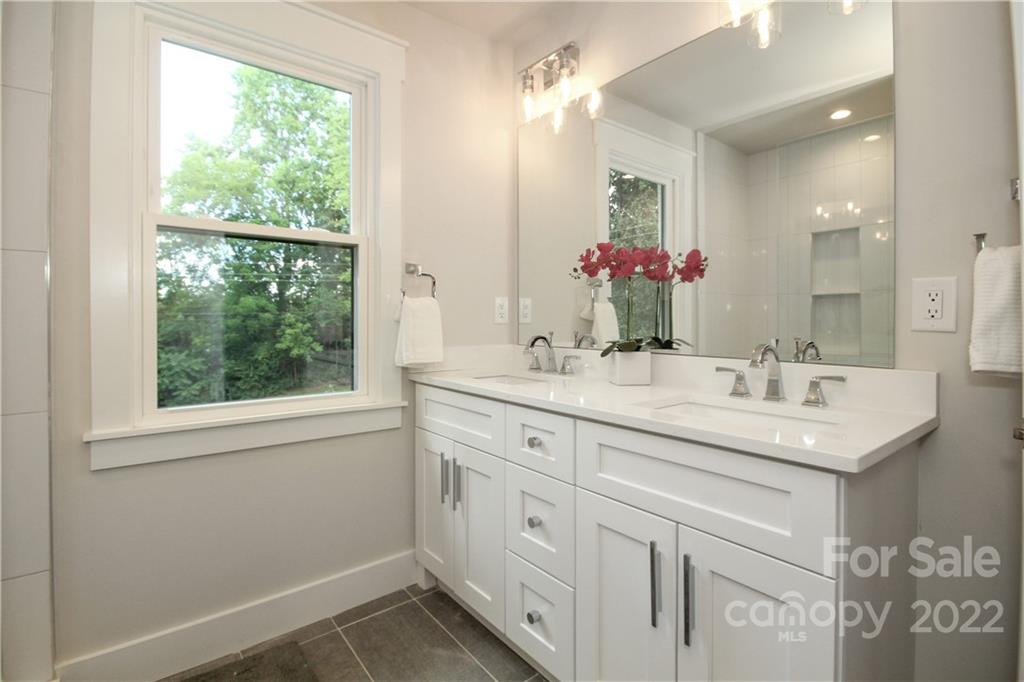 2934 Eastburn Road Charlotte, NC 28210 - Photo 38 of 48 Gallery Image 38