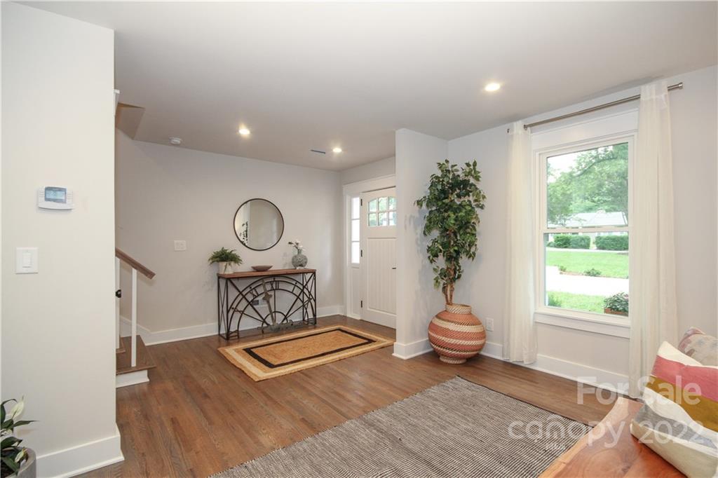 2934 Eastburn Road Charlotte, NC 28210 - Photo 5 of 48 Gallery Image 5
