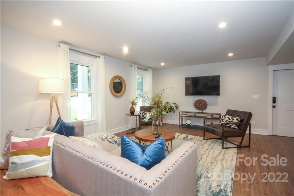 2934 Eastburn Road Charlotte, NC 28210 - Photo 9 of 48 Gallery Image 9