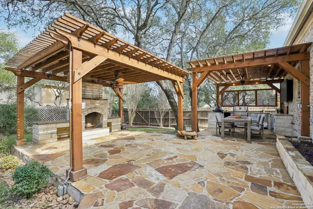 a view of outdoor space yard deck and patio