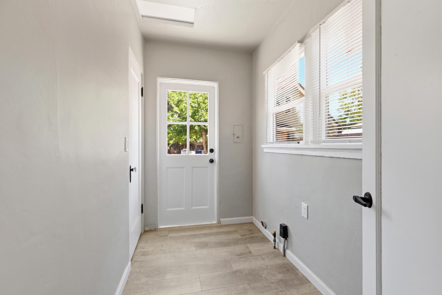 219 Sunset Boulevard Modesto, CA 95351 - Photo 17 of 37