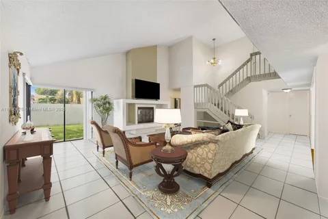 $749,000 | 11822 Southwest 108th Terrace, Miami, FL 33186