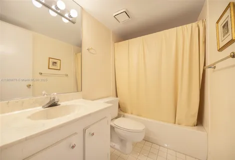 $749,000 | 11822 Southwest 108th Terrace, Miami, FL 33186