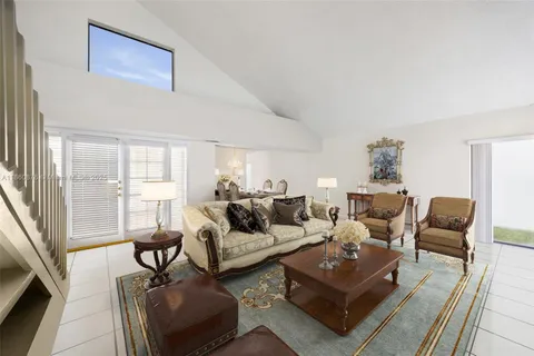 $749,000 | 11822 Southwest 108th Terrace, Miami, FL 33186