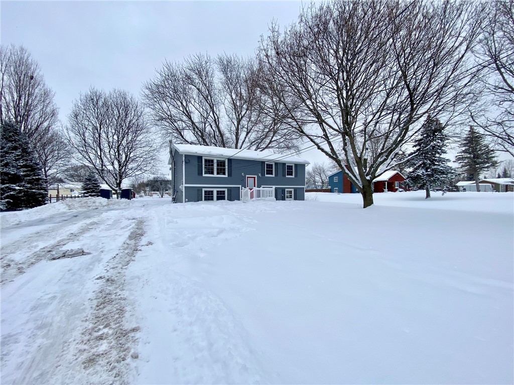 3390 Lake Road North Clarkson, NY 14420 - Photo 2 of 30