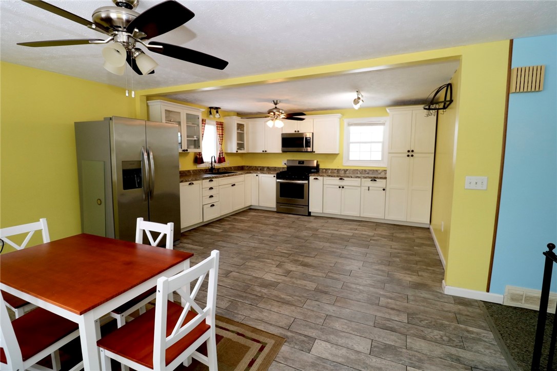 3390 Lake Road North Clarkson, NY 14420 - Photo 9 of 30