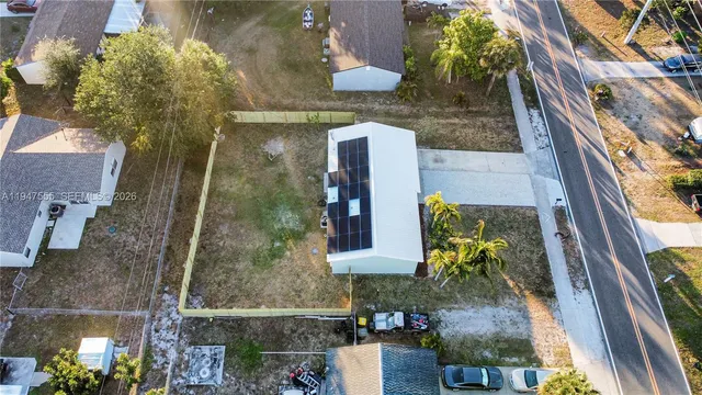 $319,990 | 912 Southeast Martin Luther King Junior Boulevard, Stuart, FL 34994