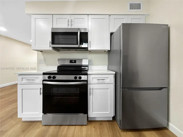 $319,990 | 912 Southeast Martin Luther King Junior Boulevard, Stuart, FL 34994