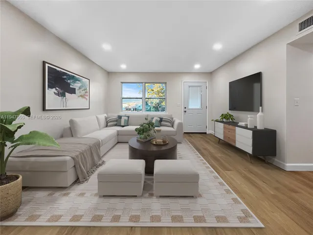 $319,990 | 912 Southeast Martin Luther King Junior Boulevard, Stuart, FL 34994