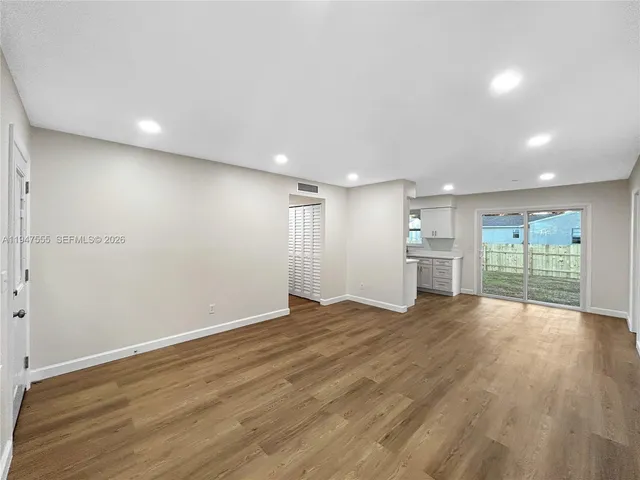 $319,990 | 912 Southeast Martin Luther King Junior Boulevard, Stuart, FL 34994