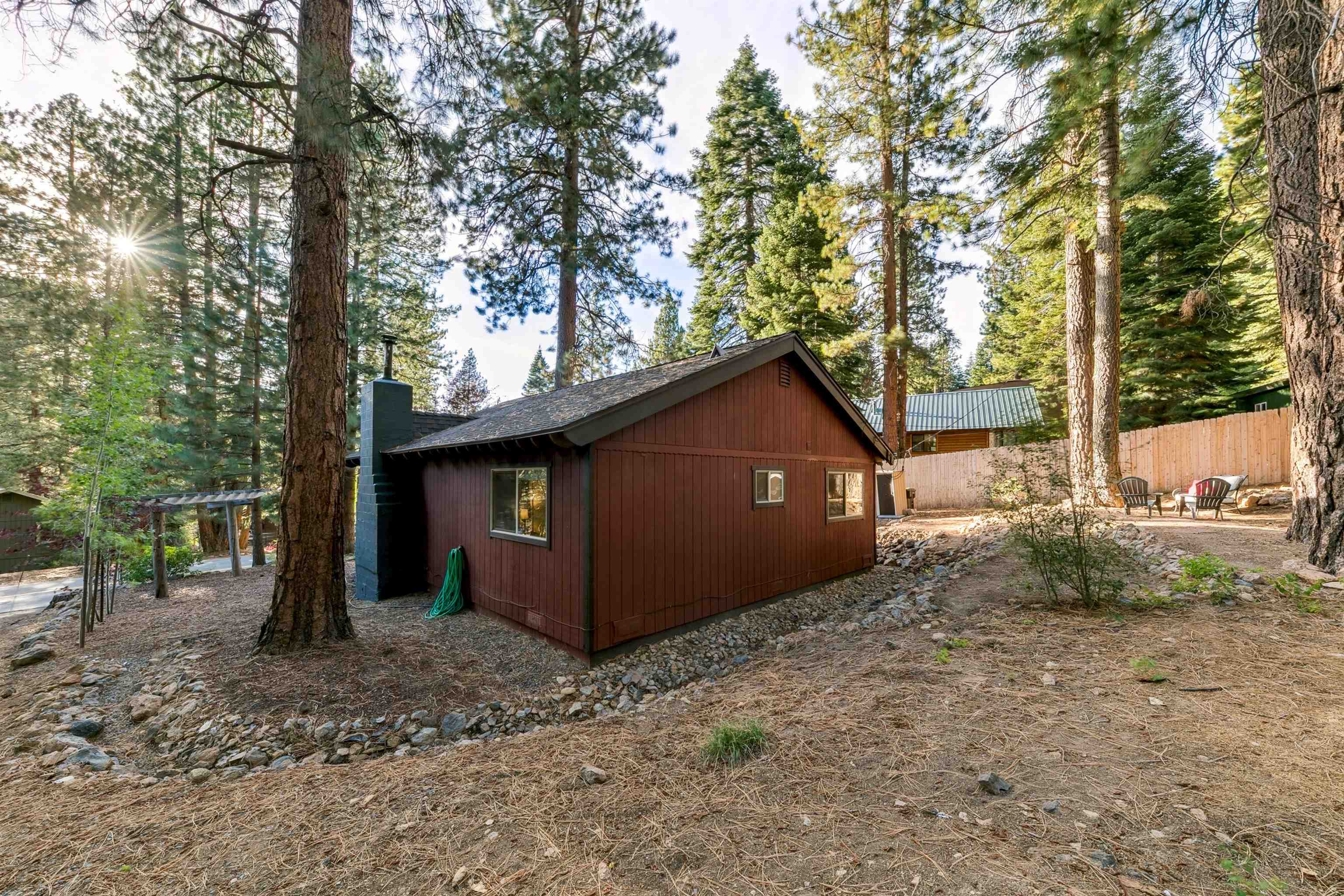 11979 Pine Forest Road Truckee, CA 96161 - Photo 21 of 22 Gallery Image 21