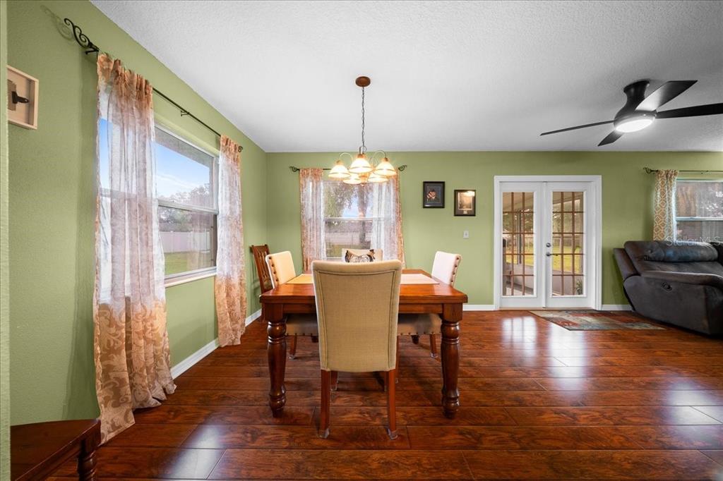11793 Southeast 72nd Terrace Road Belleview, FL 34420 - Photo 13 of 36 Gallery Image 13
