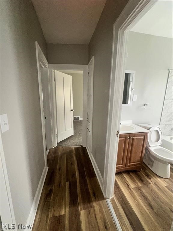 1842 Colonnade Road, Unit DOWN Cleveland, OH 44112 - Photo 4 of 12