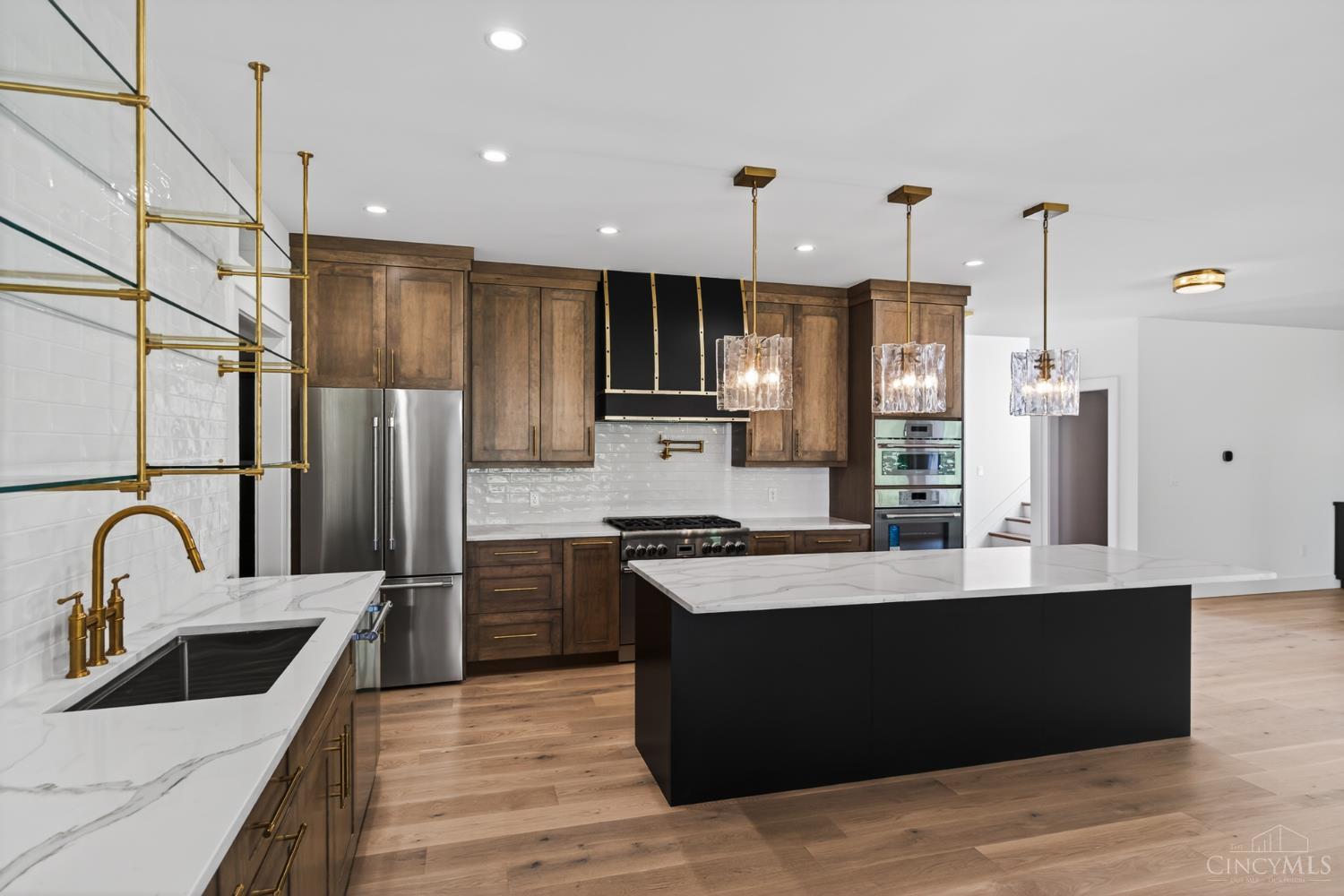 9509 Butler Warren Road West Chester, OH 45069 - Photo 4 of 19