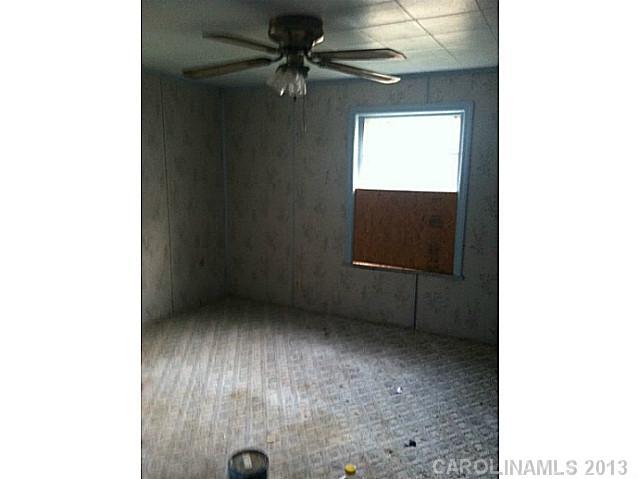 4232 Edgeland Road Edgemoor, SC 29712 - Photo 6 of 10