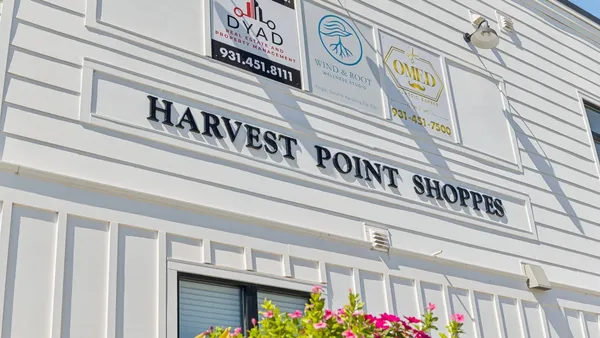 $589,990 | 305 Harvest Point Boulevard, Spring Hill, TN 37174