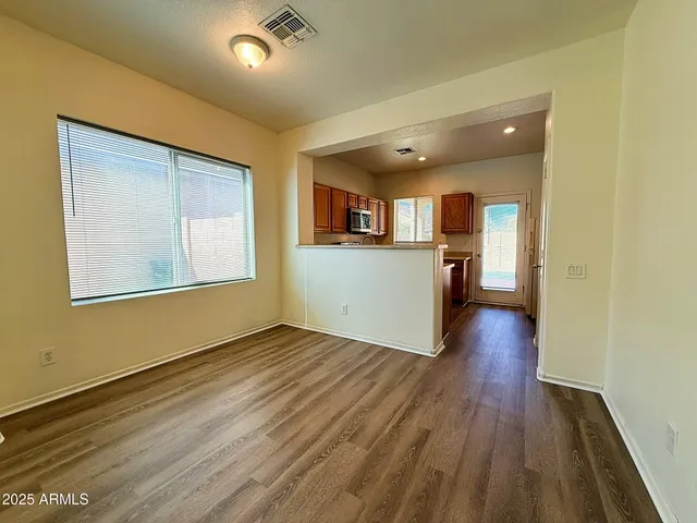 $1,695 | 9138 West Palm Lane, Phoenix, AZ 85037
